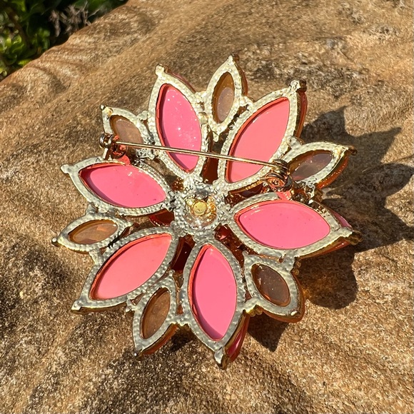 Large peach and amber brooch - Picture 6 of 7